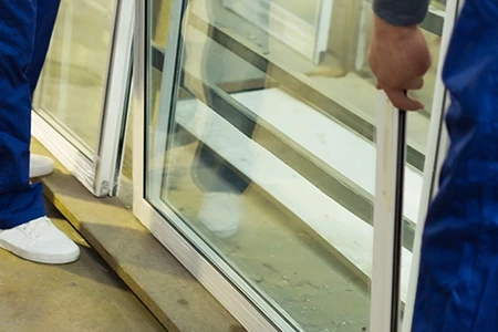 Commercial Glass Repair Technician in North Fort Myers, FL